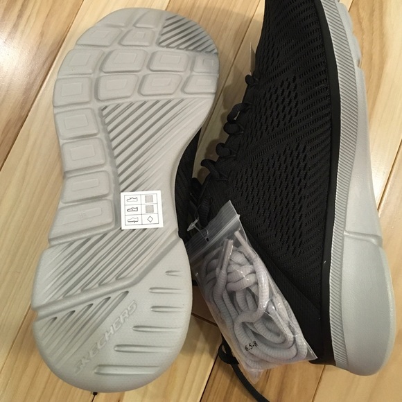 NWT Skechers EQUALIZER 3.0 SNEAKER - MEN'S Size 8 Extra Wide Fit - Picture 7 of 9